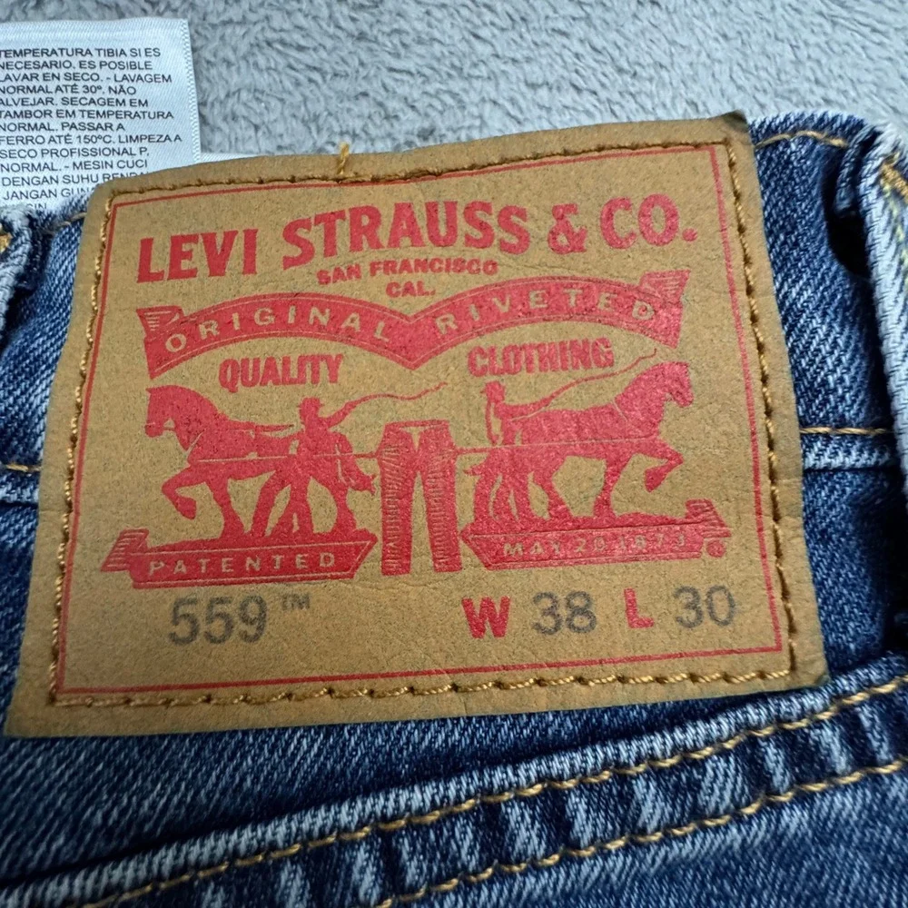 Levi Strauss & Co‎ 559 Relaxed Fit Jeans Mens Tag Size W38 L30 Blue Denim